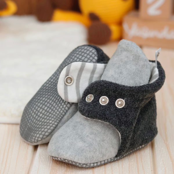 Anti-Slip Sole, Fleece Baby Booties, Newborn Home Booties, Sweat Proof Organic Cotton Lining, Gray Anthracite - The Baby Penguin