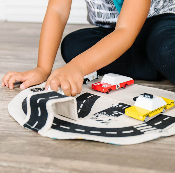 Car Play Mat: 