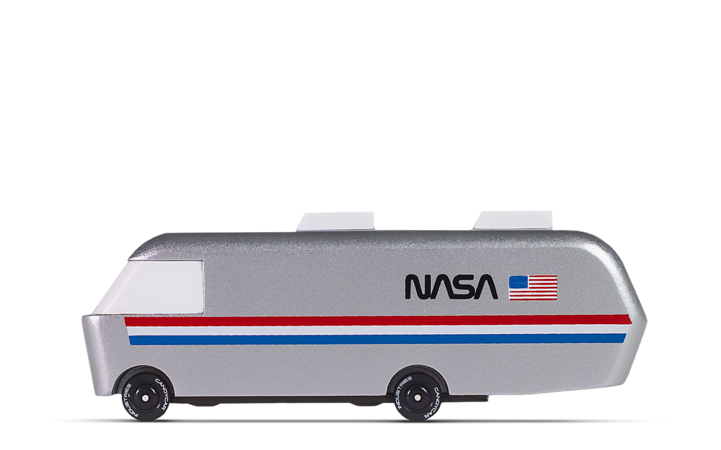 NASA Astrovan: The Journey to Space | RVs & Buses | The Baby Penguin