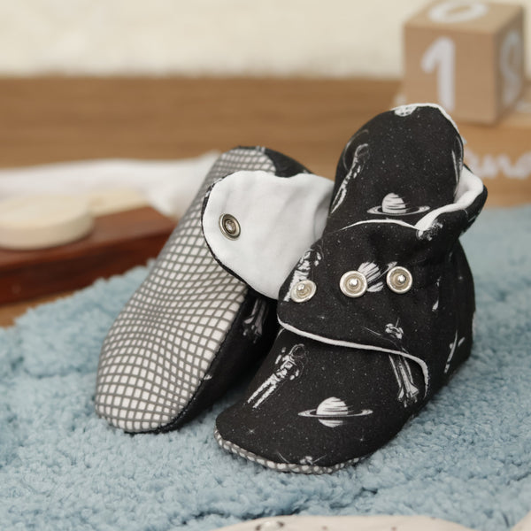 Organic Cotton Baby Booties, Non-Slip Sole, Cotton Newborn Booties Home Nursery Shoes, Dark Space - The Baby Penguin