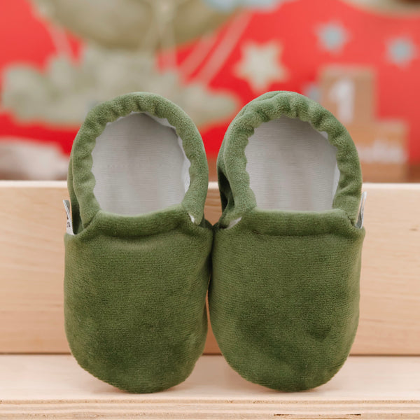Organic Cotton Velvet Home Nursery Moccasin Shoes, Green - The Baby Penguin