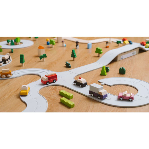 Planworld Vehicle Set - Top Sustainable Toy - PlanToys USA - The Baby Penguin