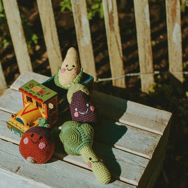 Pretend Play Food Rattle -  Red Beet |  | The Baby Penguin