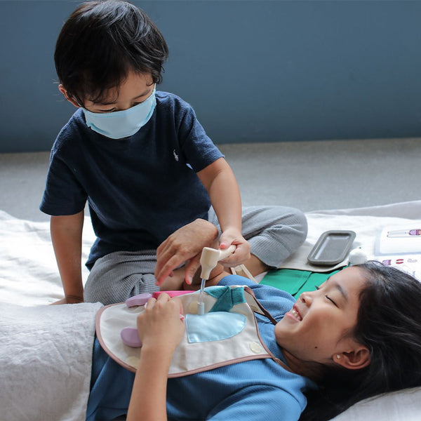 Surgeon Set - Top Sustainable Toy - PlanToys USA - The Baby Penguin