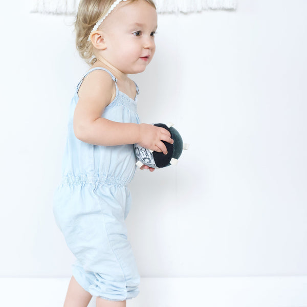 Taggy Ball with Rattle - Wild - The Baby Penguin